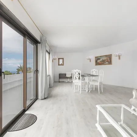 Amazing Sunset House With Seaview *
