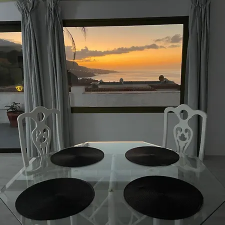 Dom wakacyjny Amazing Sunset House With Seaview Los Realejos